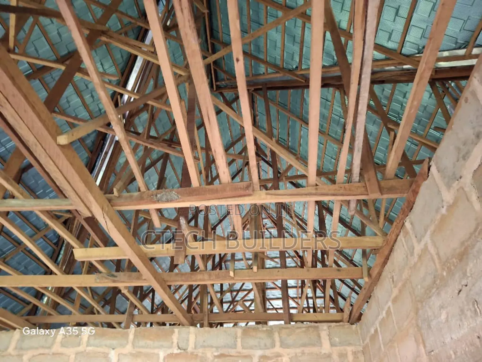 4bdrm Bungalow in Benin City for sale