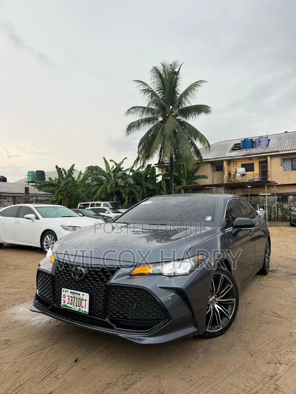 Toyota Avalon XSE FWD Sedan (3.5L V6 8A) 2019 Gray