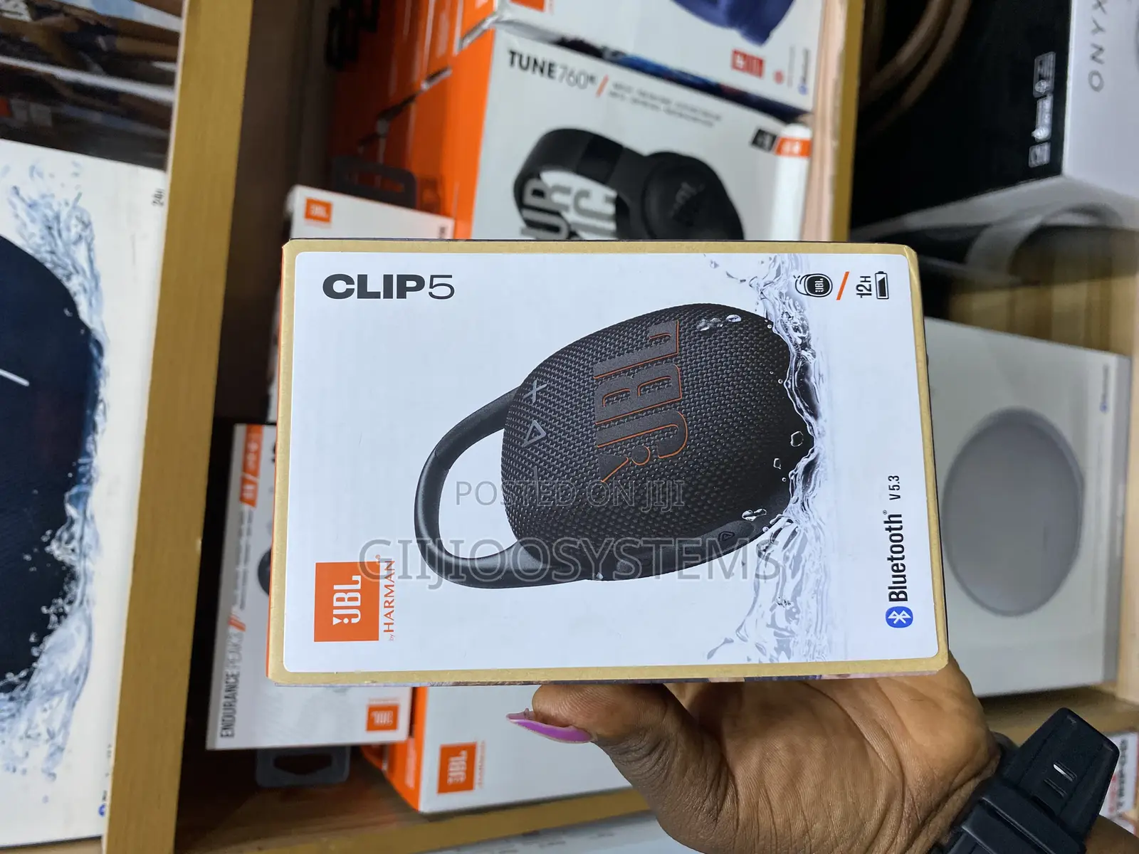 JBL Clip 5