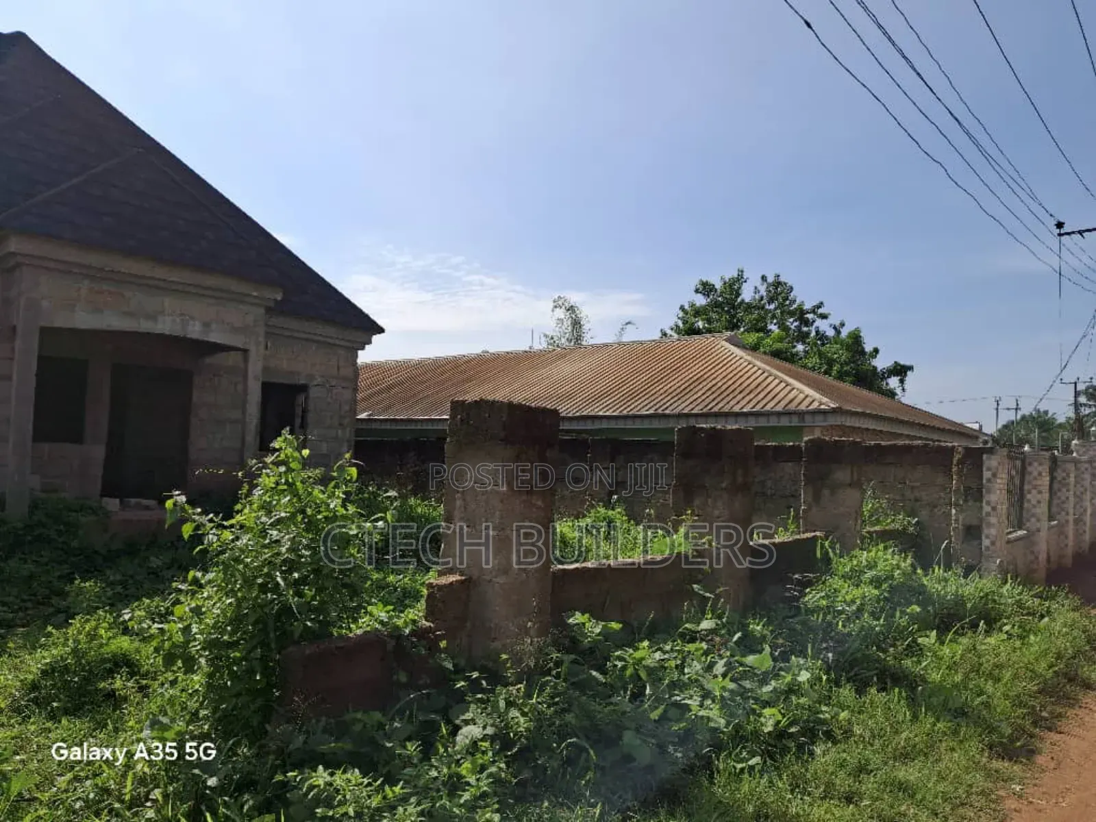 4bdrm Bungalow in Benin City for sale