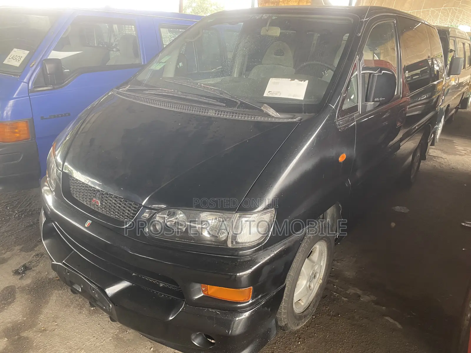 Mitsubishi Space Gear 2007 Black