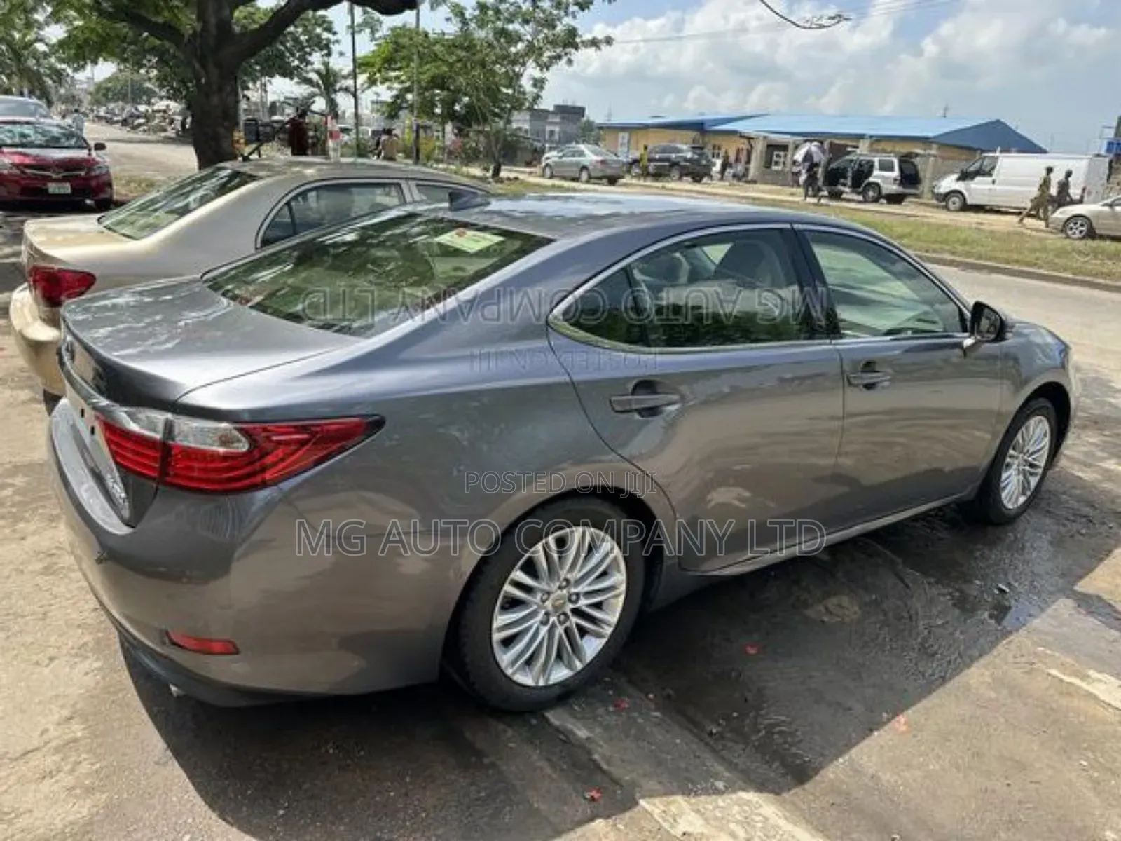 Lexus ES 350 FWD 2015 Gray