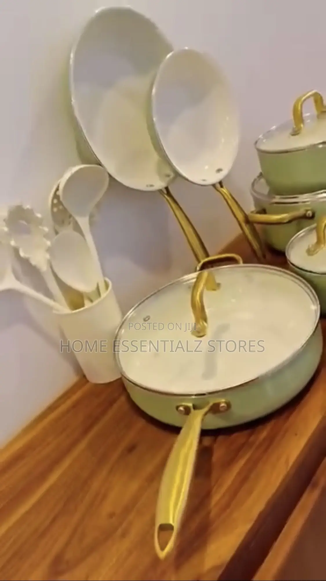 Quality Supreme Ceramic Set of Pots