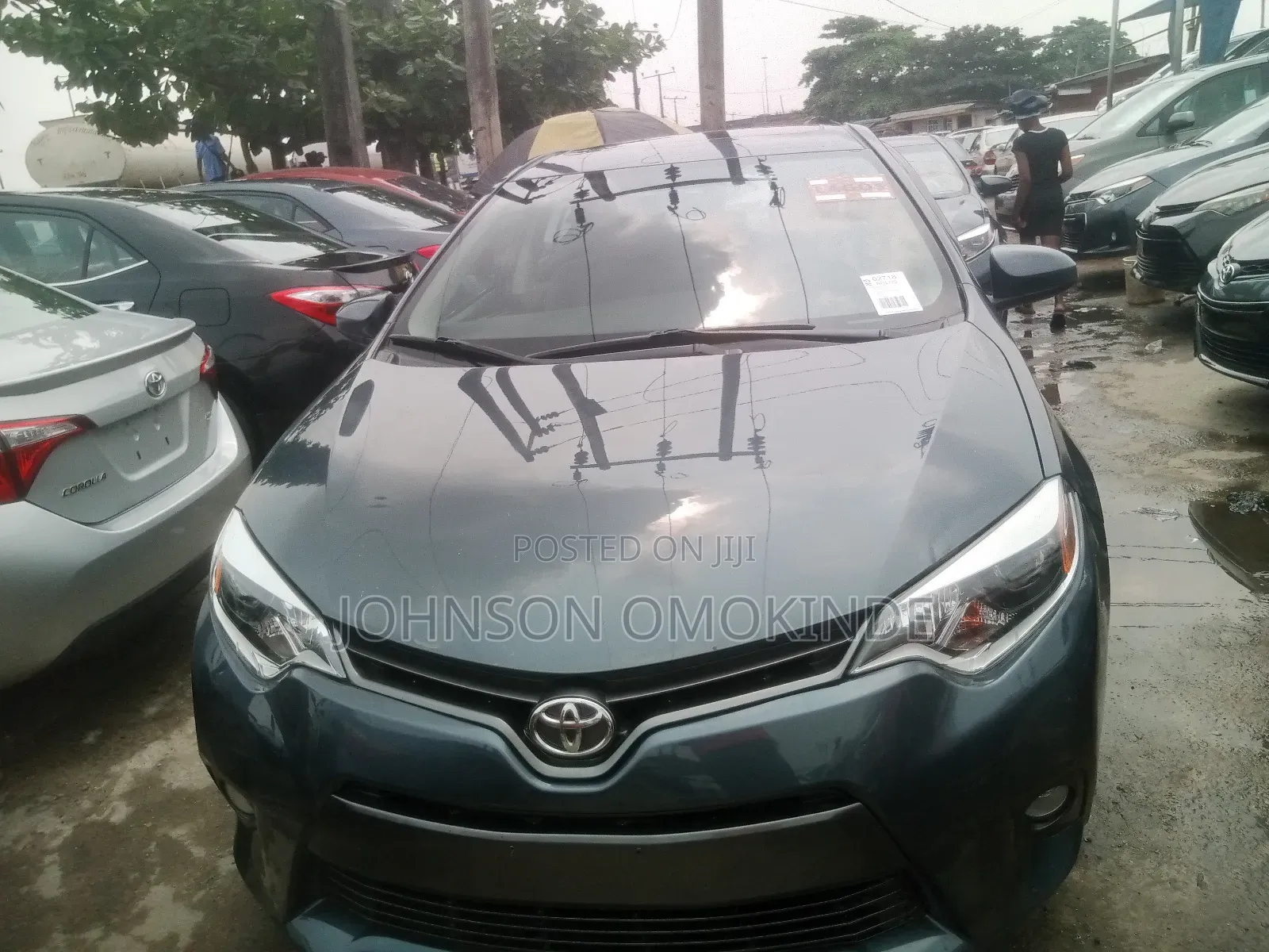 Toyota Corolla LE 4dr Sedan (1.8L 4cyl CVT) 2015 Gray