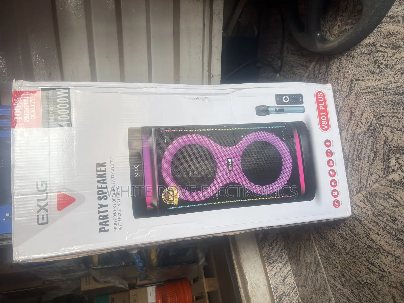 High Power Partybox With a Mic Long Lasting Battery