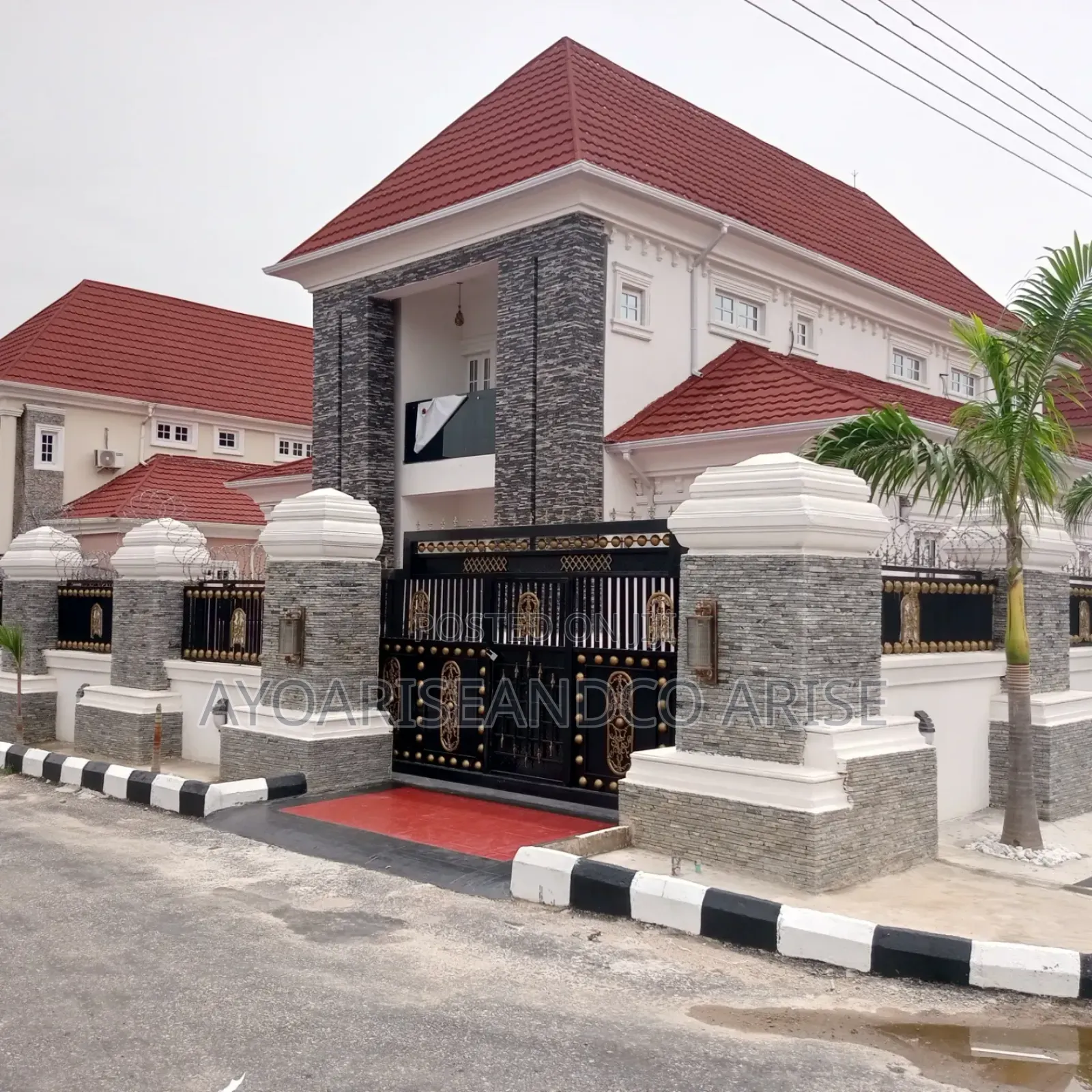 5bdrm Duplex in River Park, Lugbe District for sale