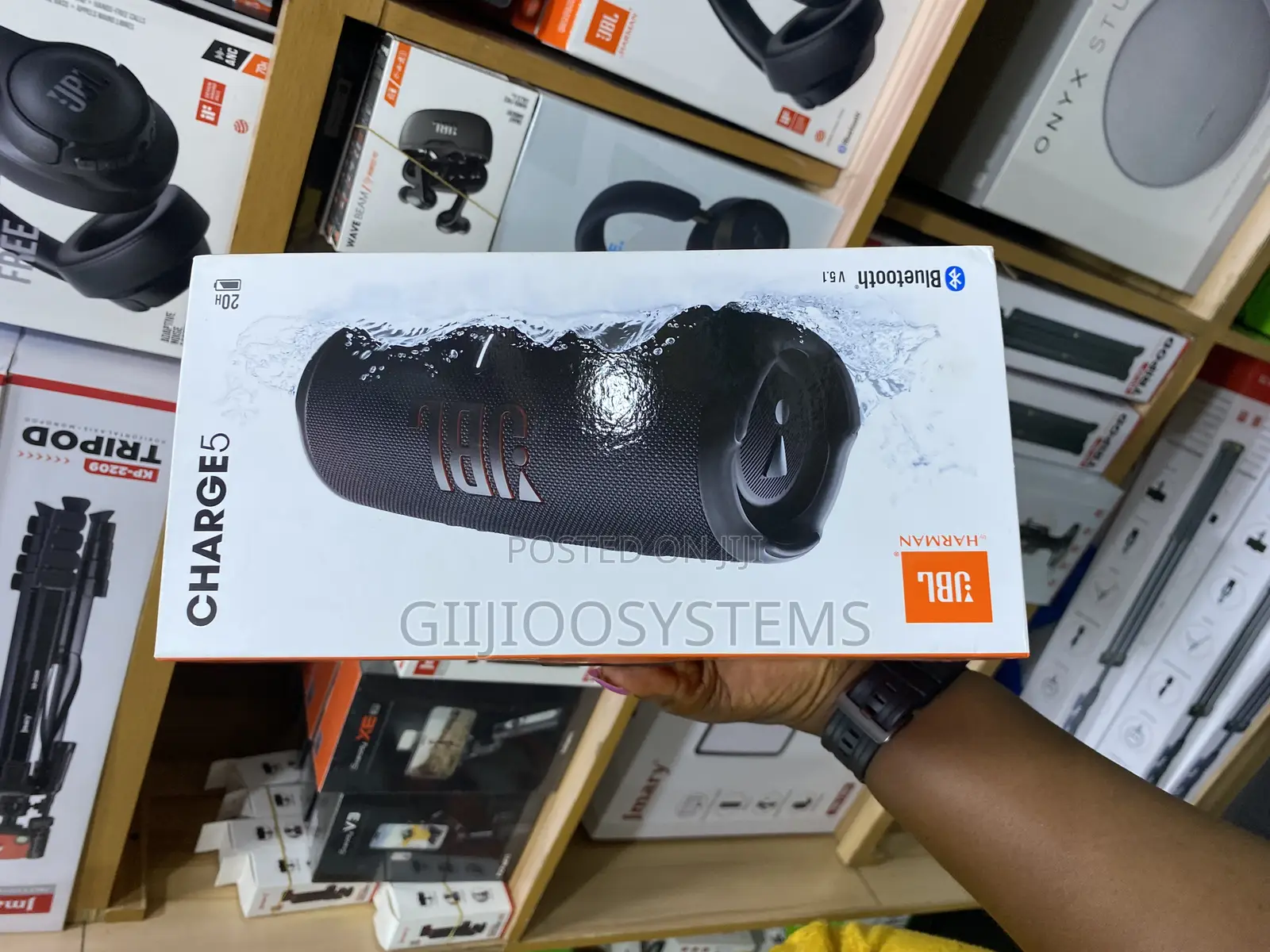 JBL Charge 5