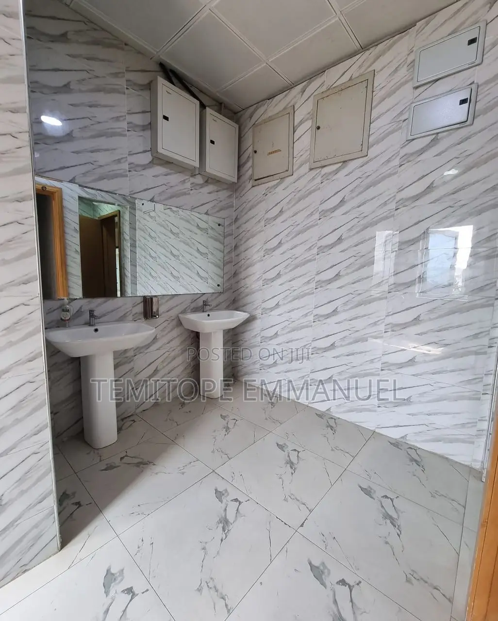 Stunning Office Space in a Good Area