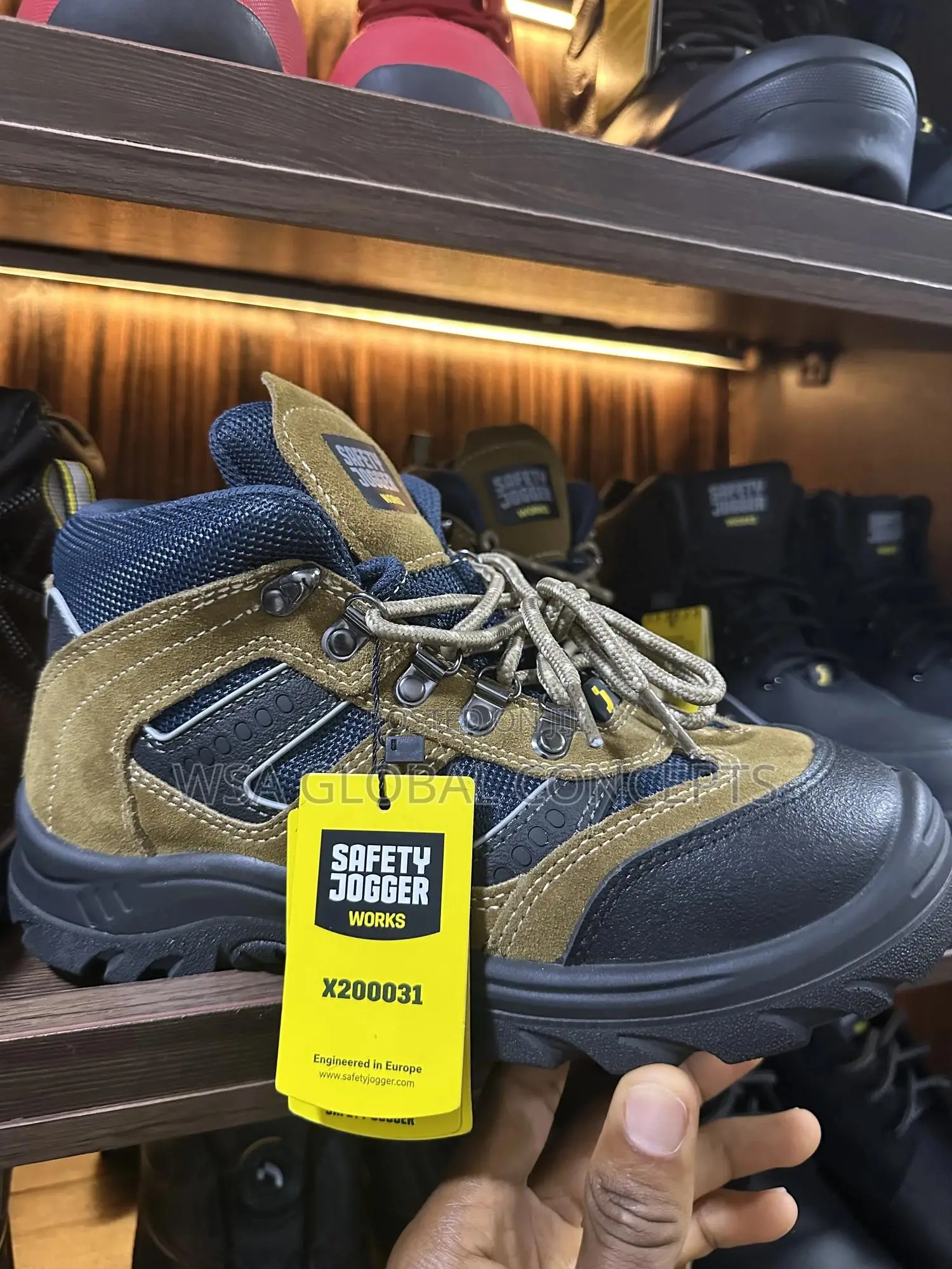 X200031 Quality Safety Joggers Steel Toe Shoes
