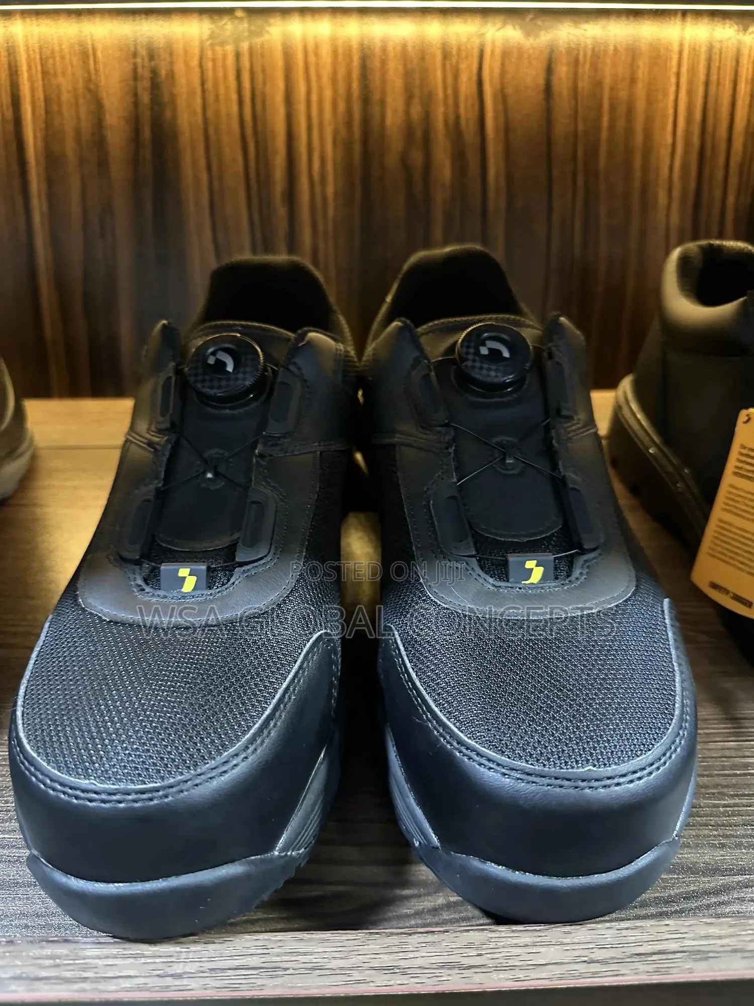 Auto Safety Joggers Steel Toe Caps Shoes