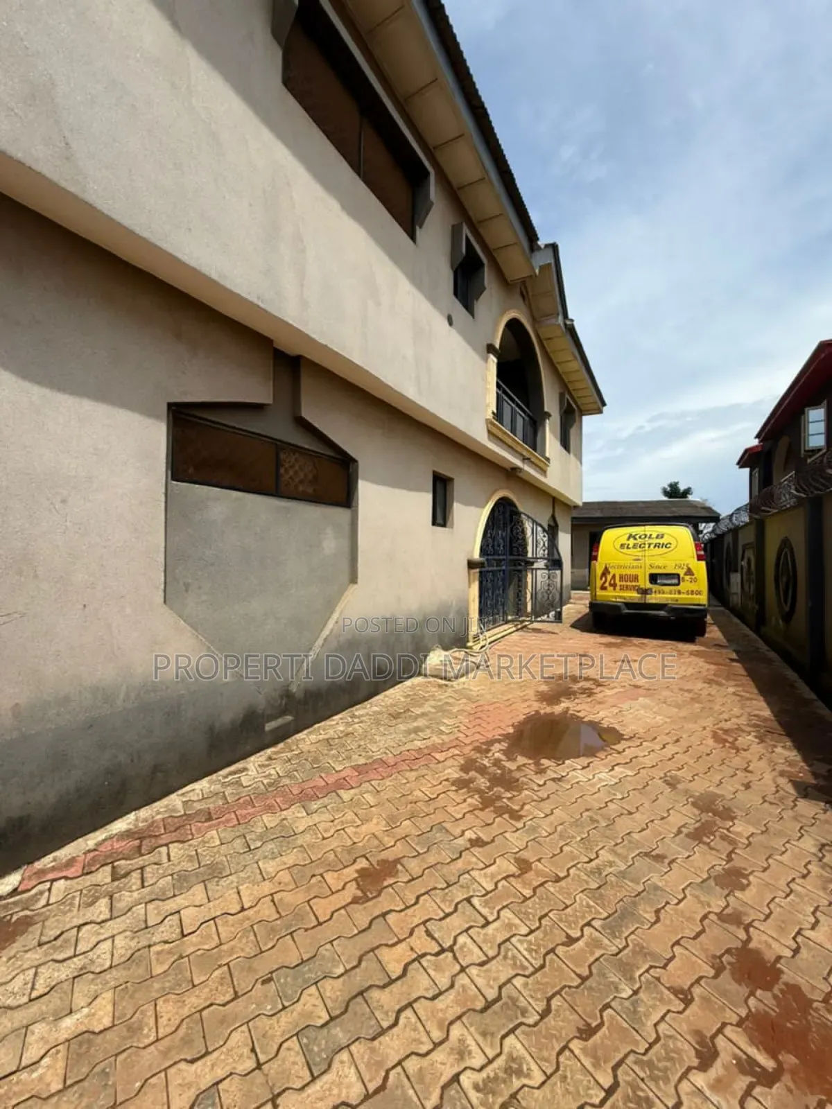 3bdrm Apartment in Ayobo for rent