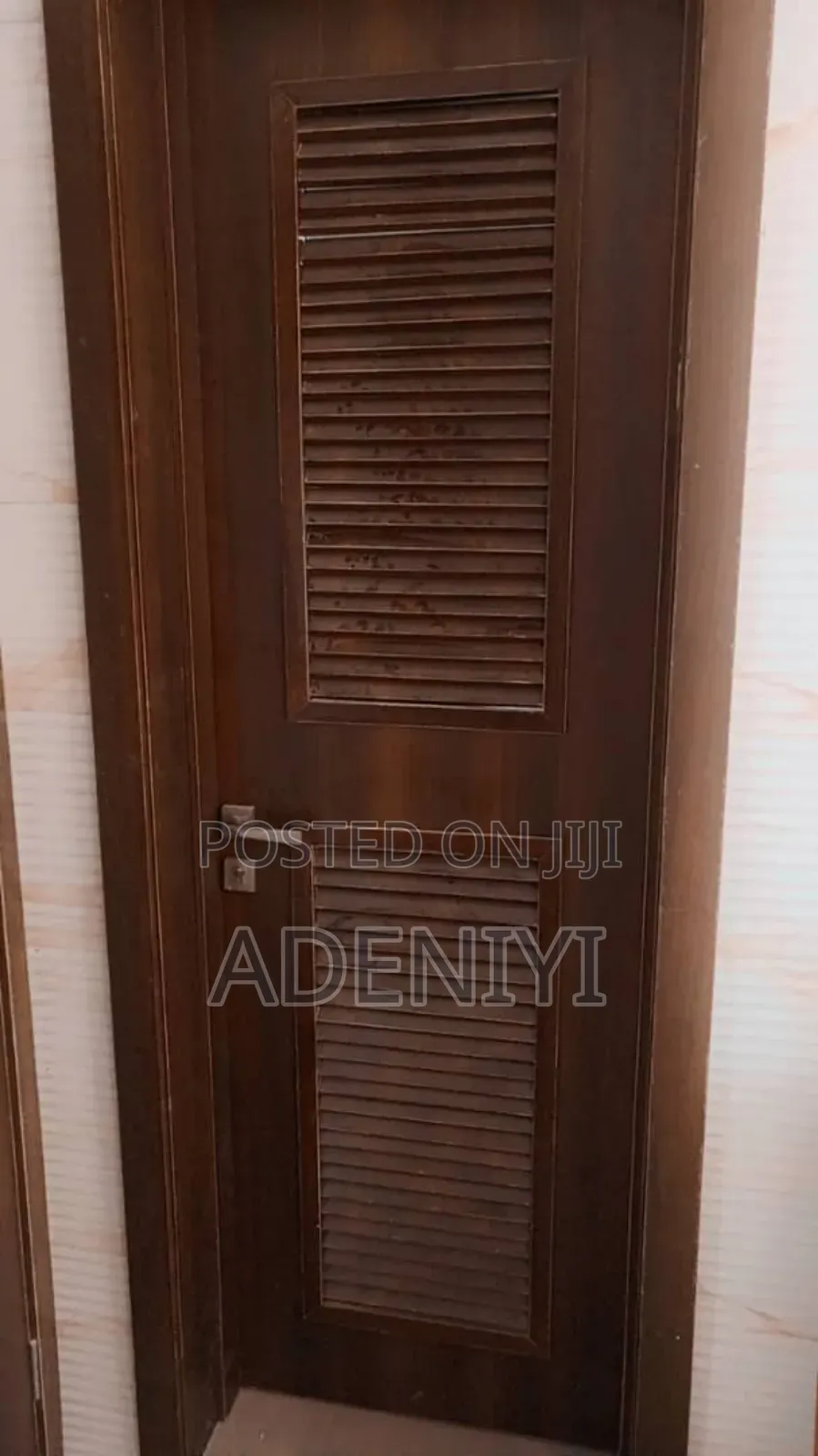 Flush Doors With Full Vent For Stores