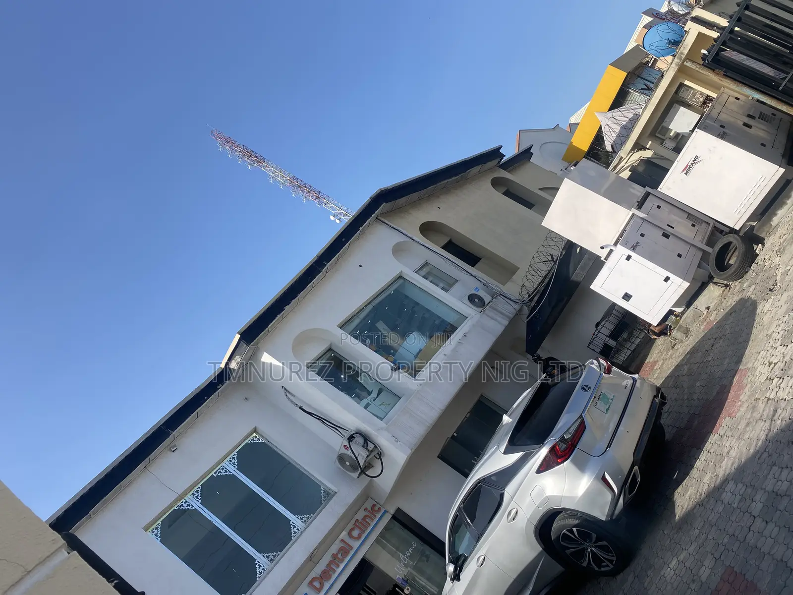 Showroom to Let