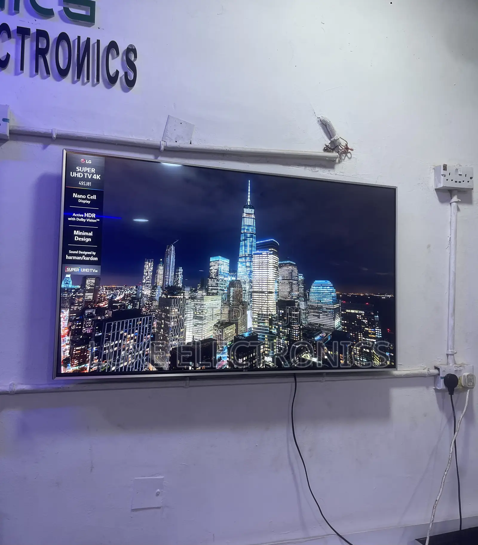 50 Inches Lg Nanocell 4k Smart Tv With Very Faint Line