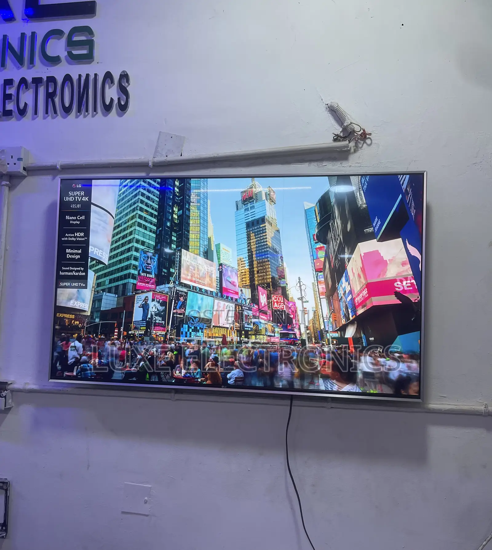 50 Inches Lg Nanocell 4k Smart Tv With Very Faint Line