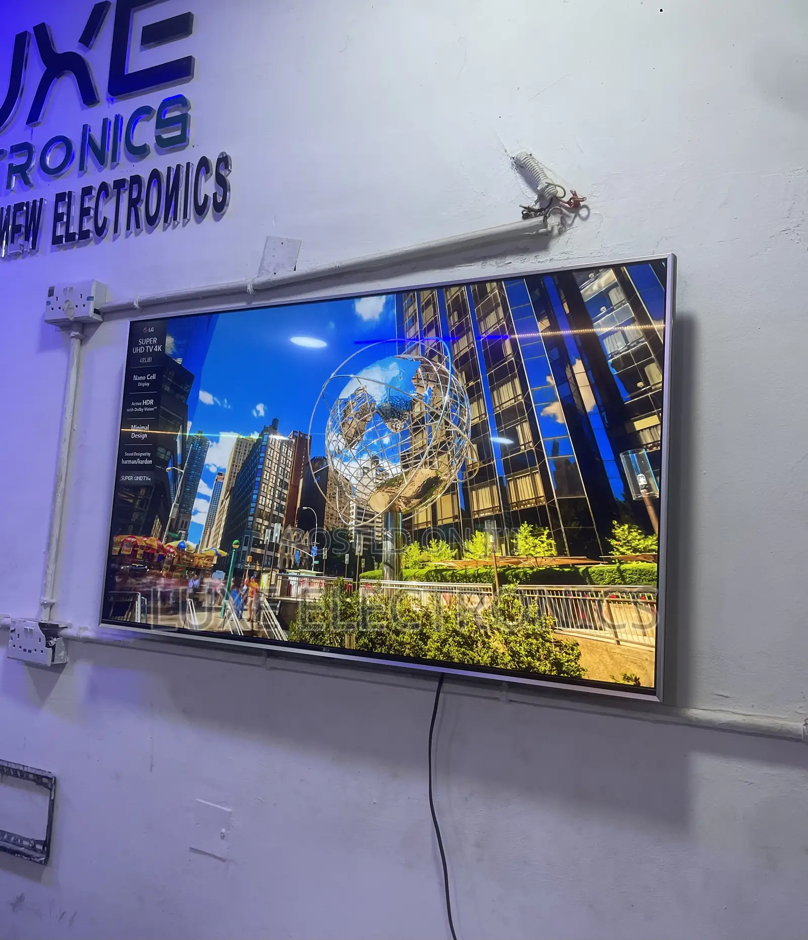 50 Inches Lg Nanocell 4k Smart Tv With Very Faint Line