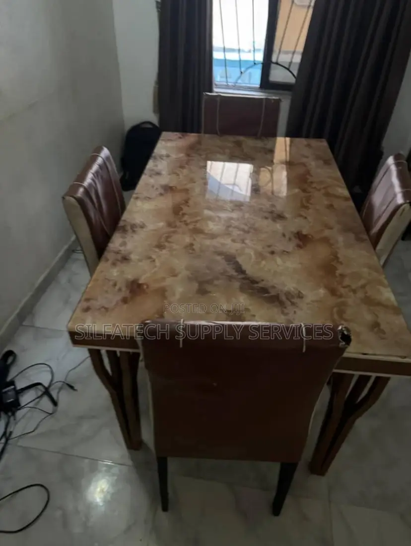 Original Dinning Chair and Table Made of Mable