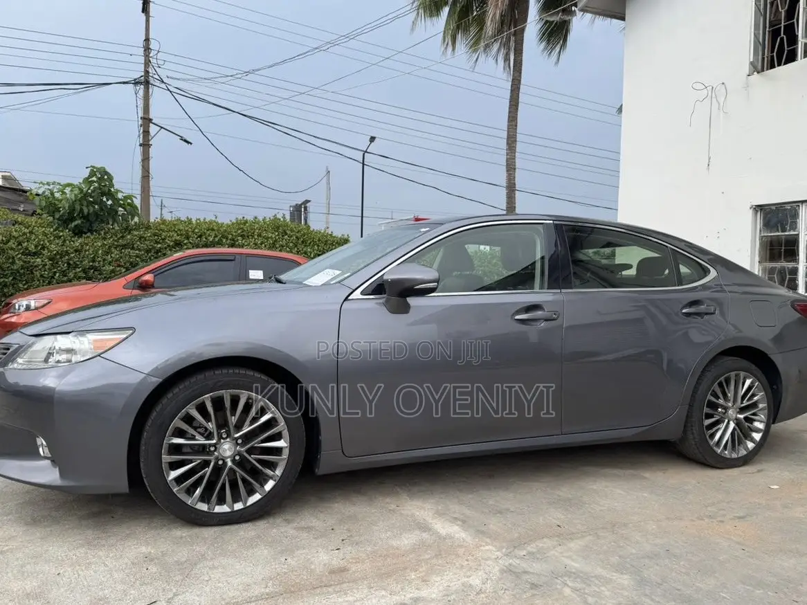 Lexus ES 350 FWD 2013 Gray