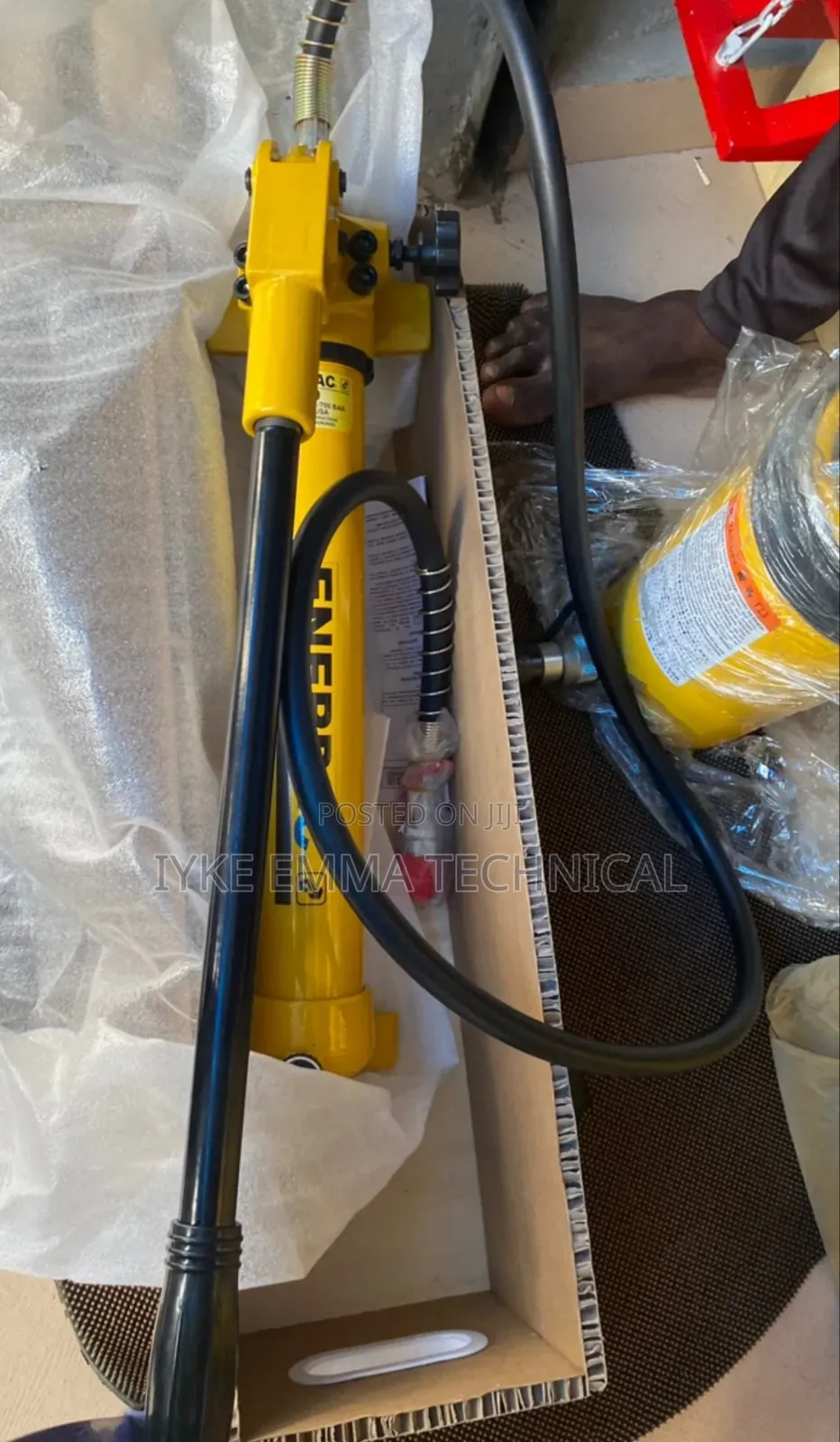 Enerpac Hydraulic Cylinder And Pump Sets
