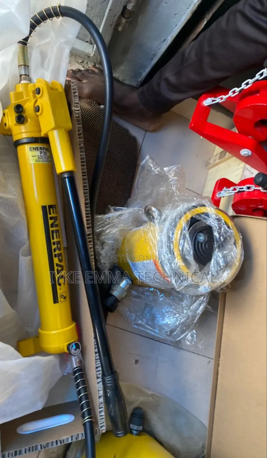 Enerpac Hydraulic Cylinder And Pump Sets