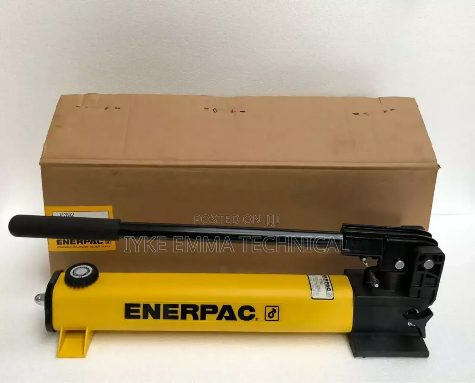Enerpac P392 Hydraulic Hand Pump 700 Bar/ 10,000 Psi