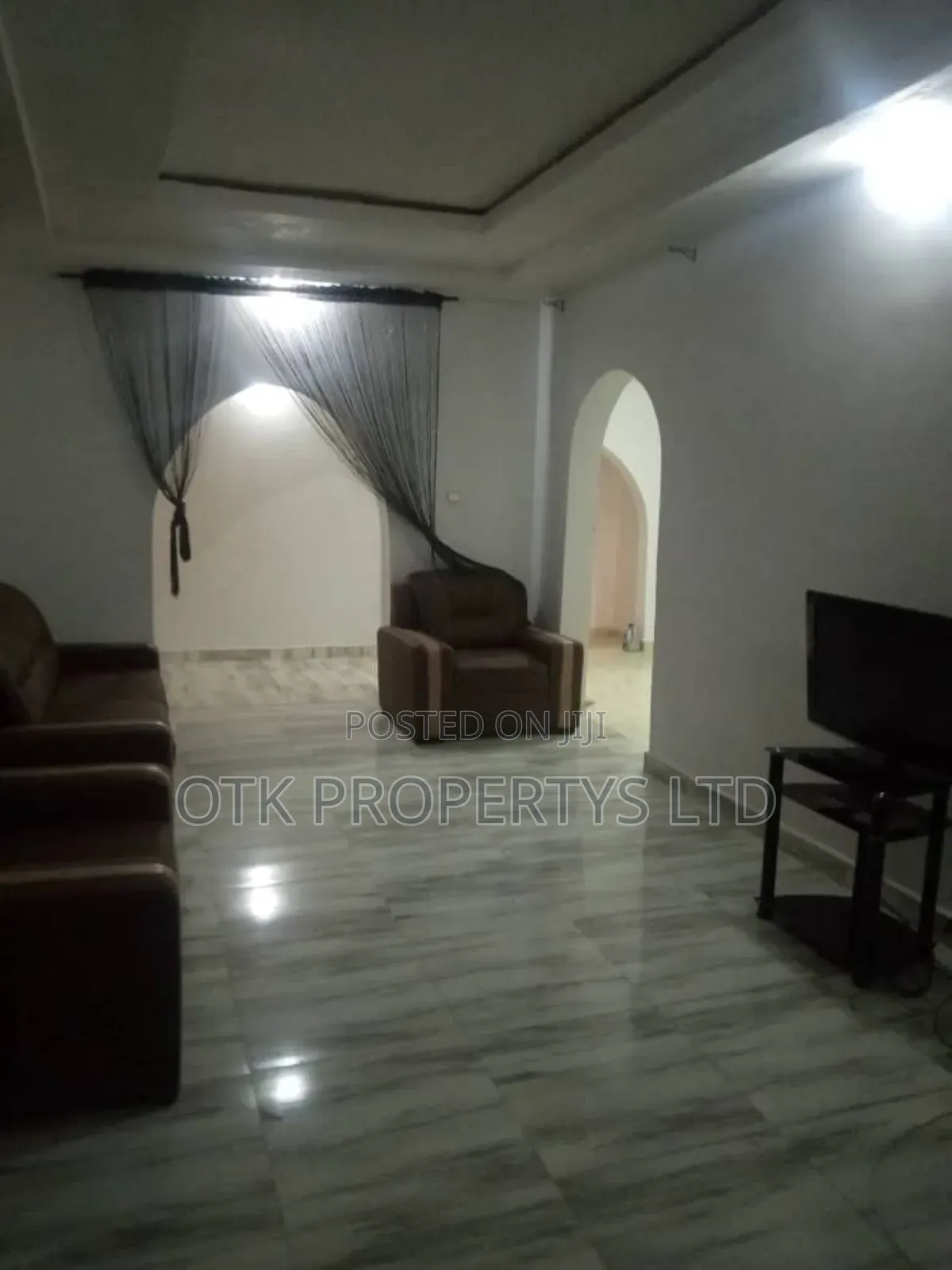 3bdrm Bungalow in At Ushafa Back Of for sale