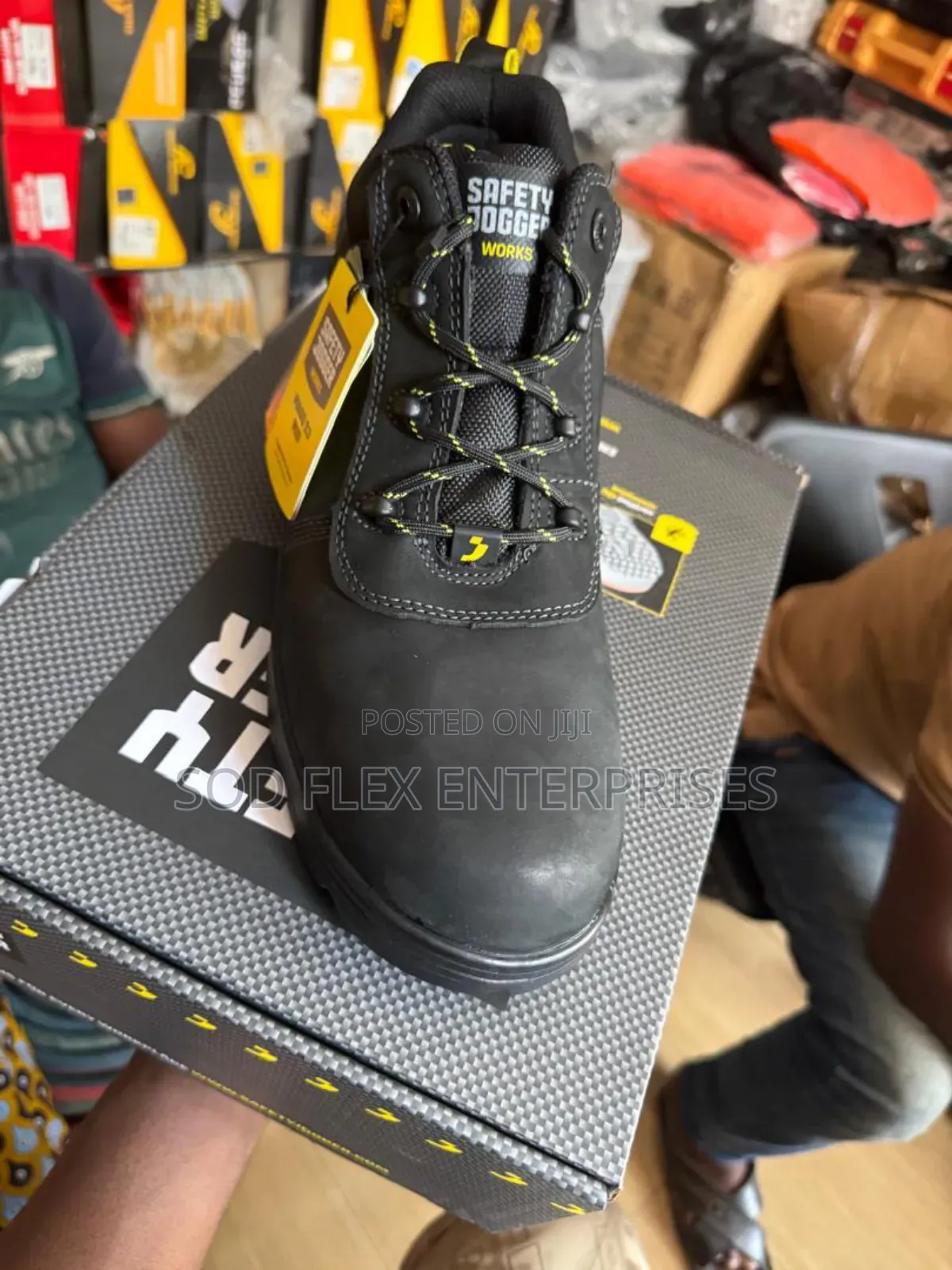 Mago S3 Safety Joggers Luxurious Safety 🥾