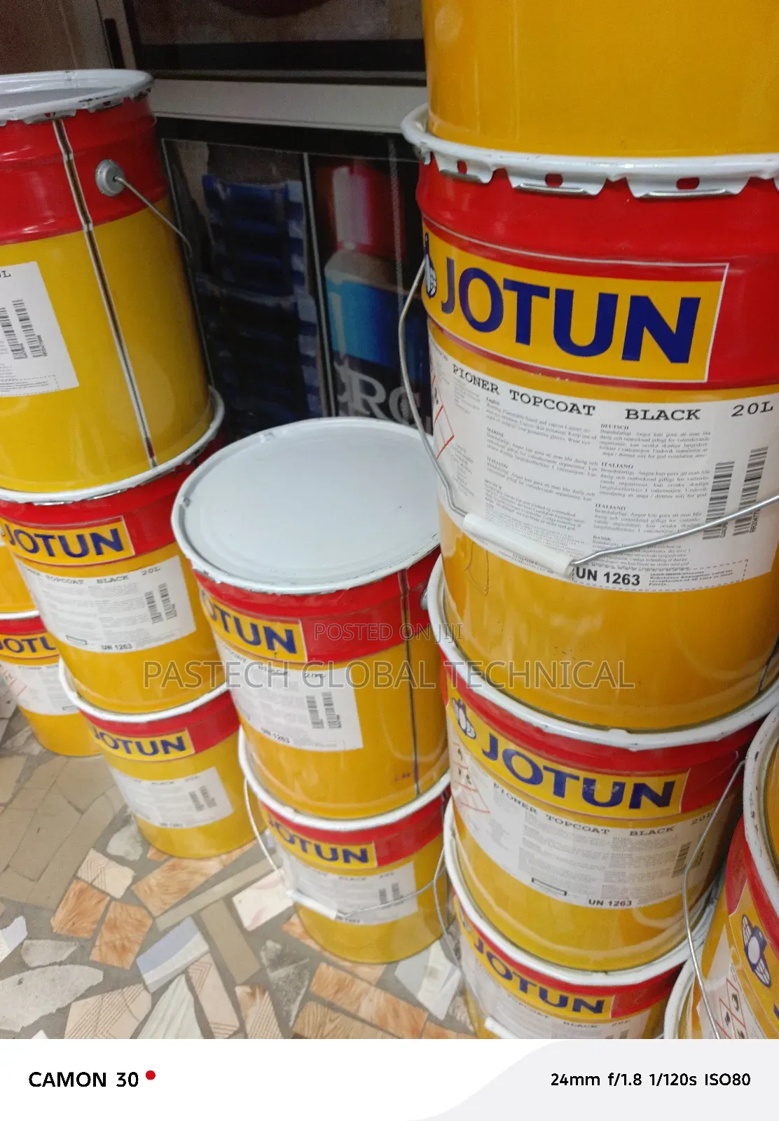 Jotun Pioneer Topcoat (Marine Paint)