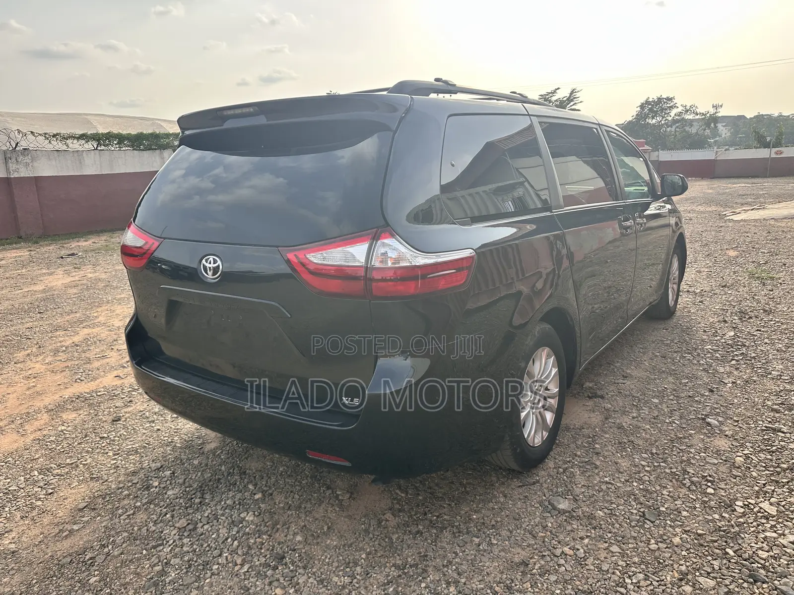 Toyota Sienna 2015 Green