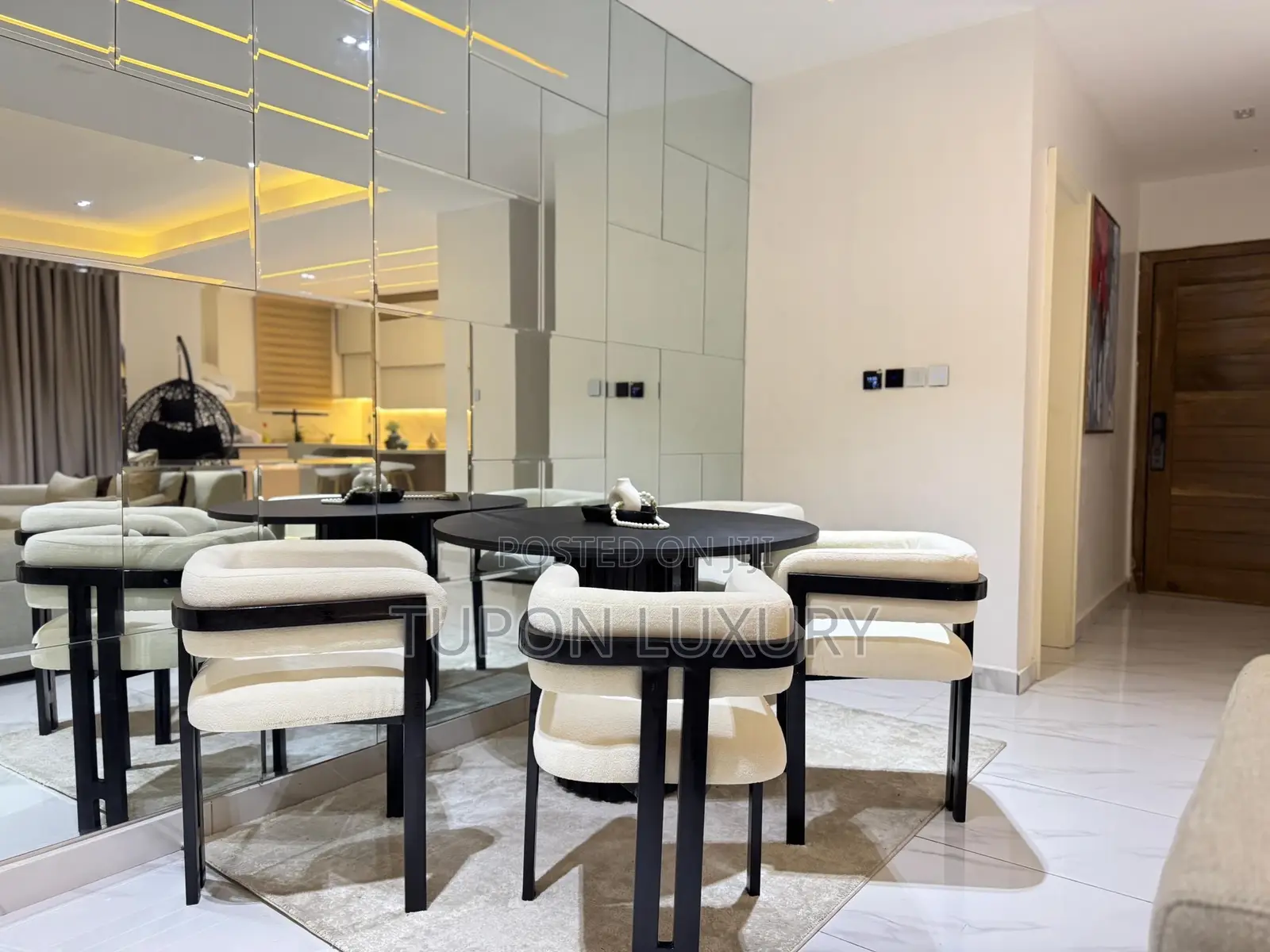 2bedroom With Pool, Ps5, Automated Curtains Fancy Mirrors