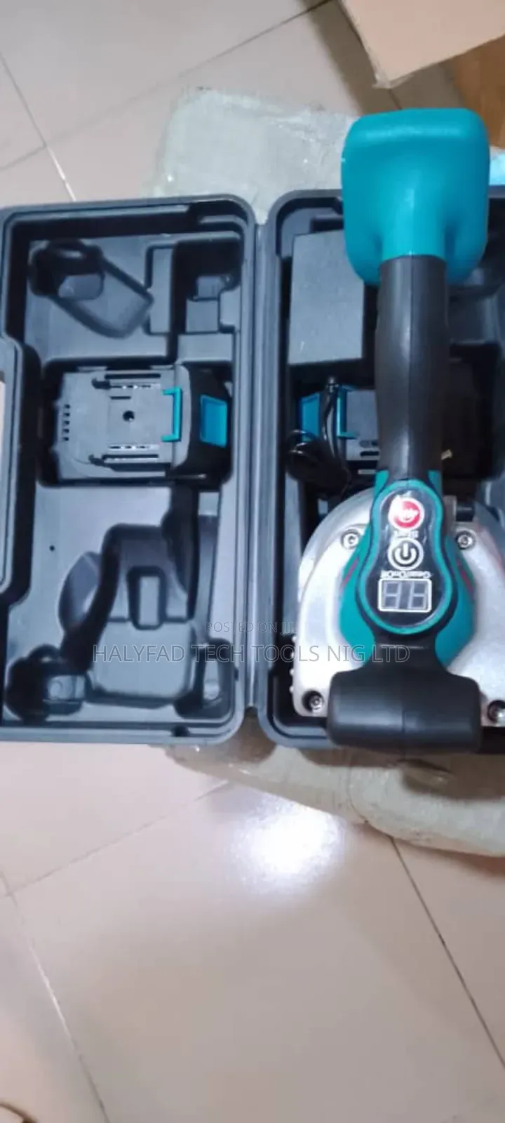 21v Cordless Automatic Tilling Machine, Suction Vibrator,