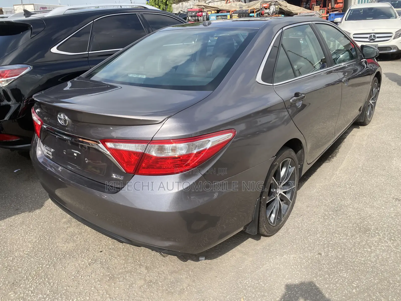 Toyota Camry XSE 4dr Sedan (2.5L 4cyl 6A) 2015 Gray