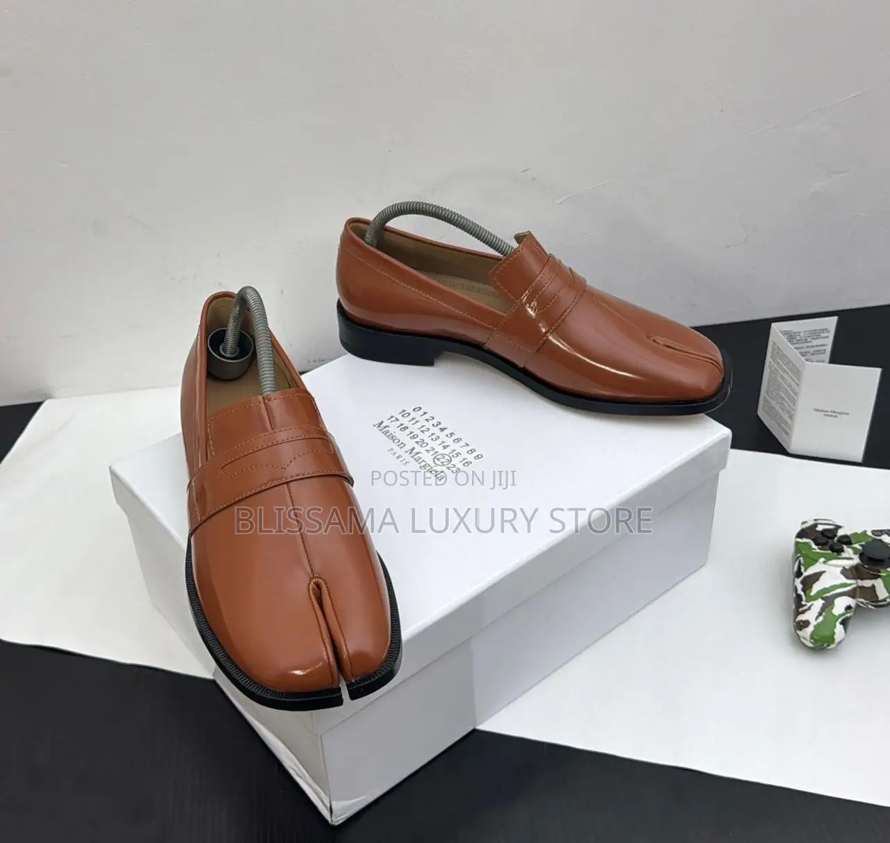 Maison Margiela Tabi Premium Luxury Quality Loafers Shoes