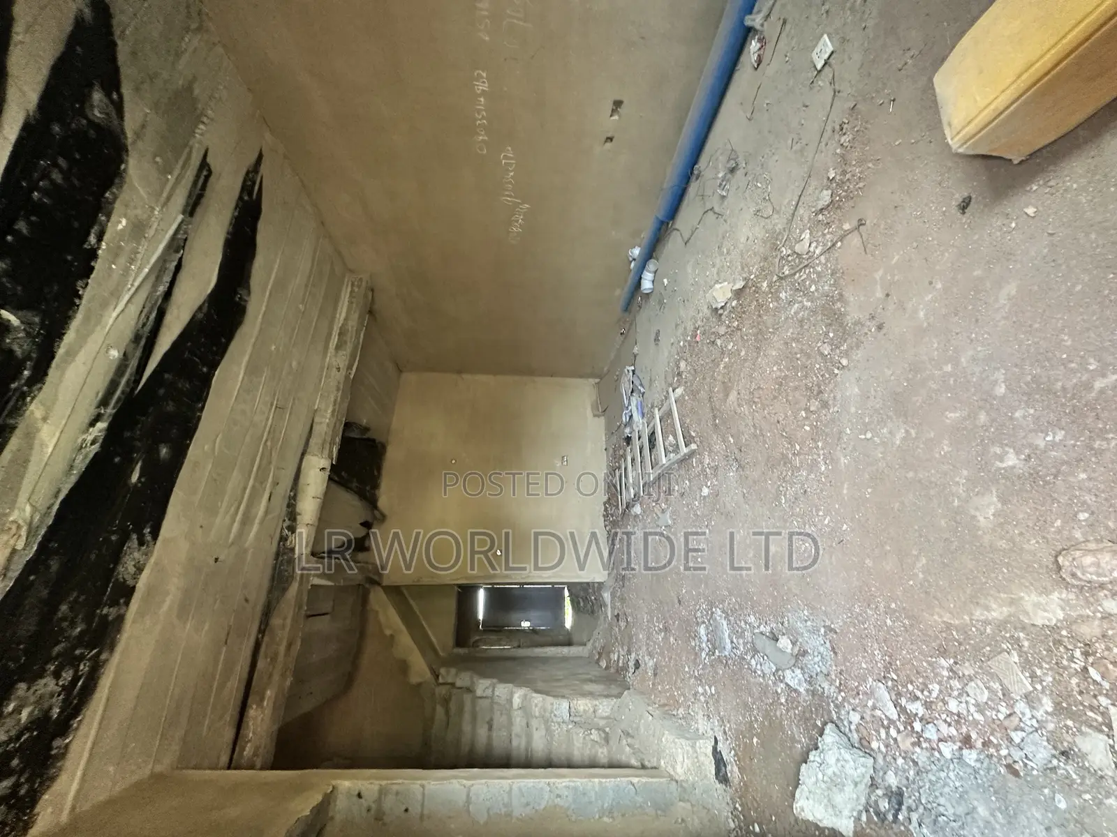 3bdrm Townhouse/Terrace in Lugbe District for sale