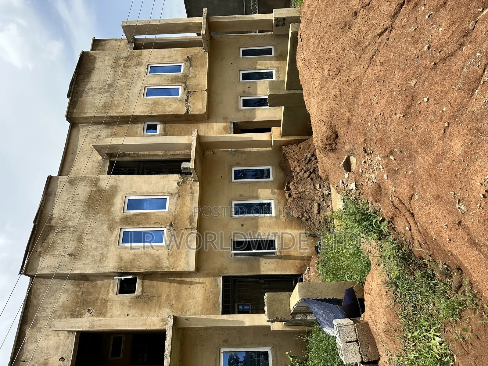3bdrm Townhouse/Terrace in Lugbe District for sale