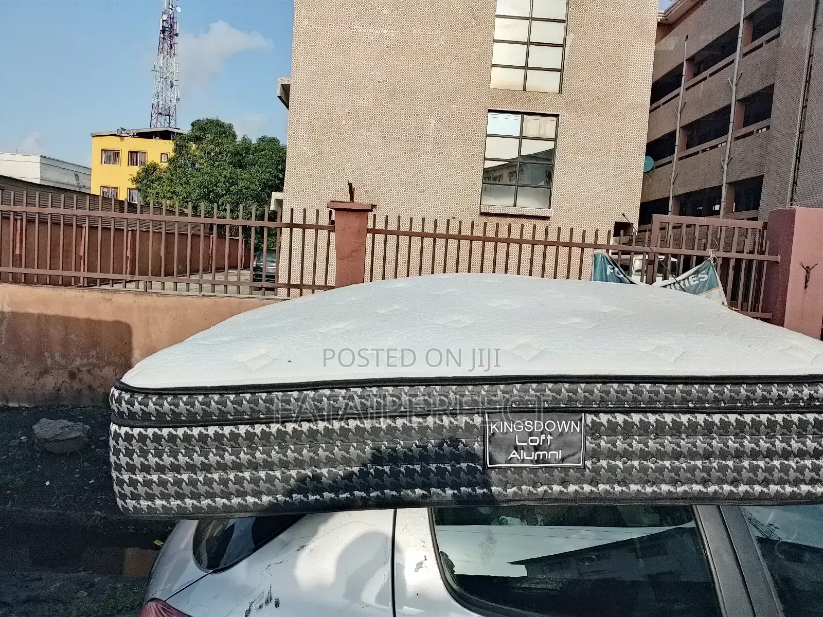 5/6 Canadian Kingsdown Mattress