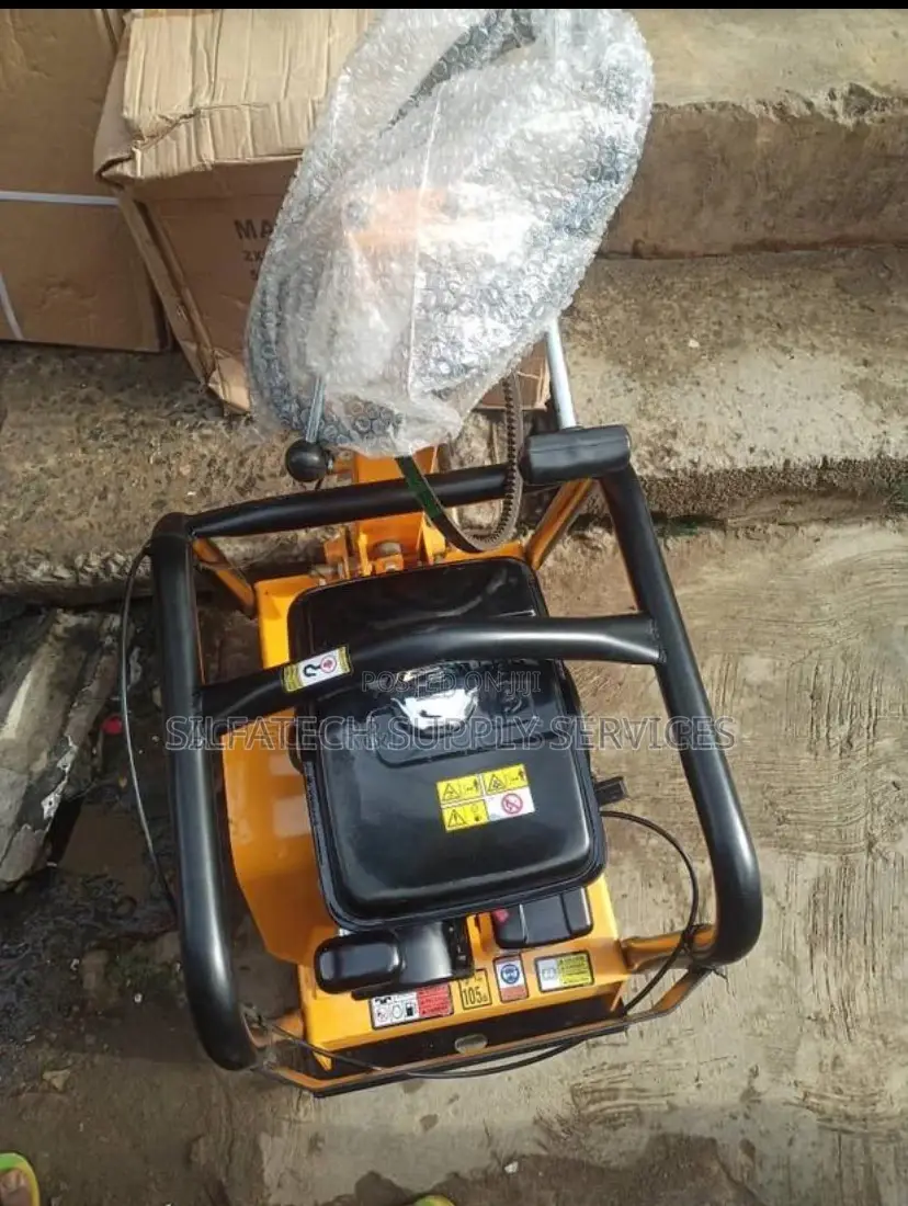 Original Concrete Vibrator Machine