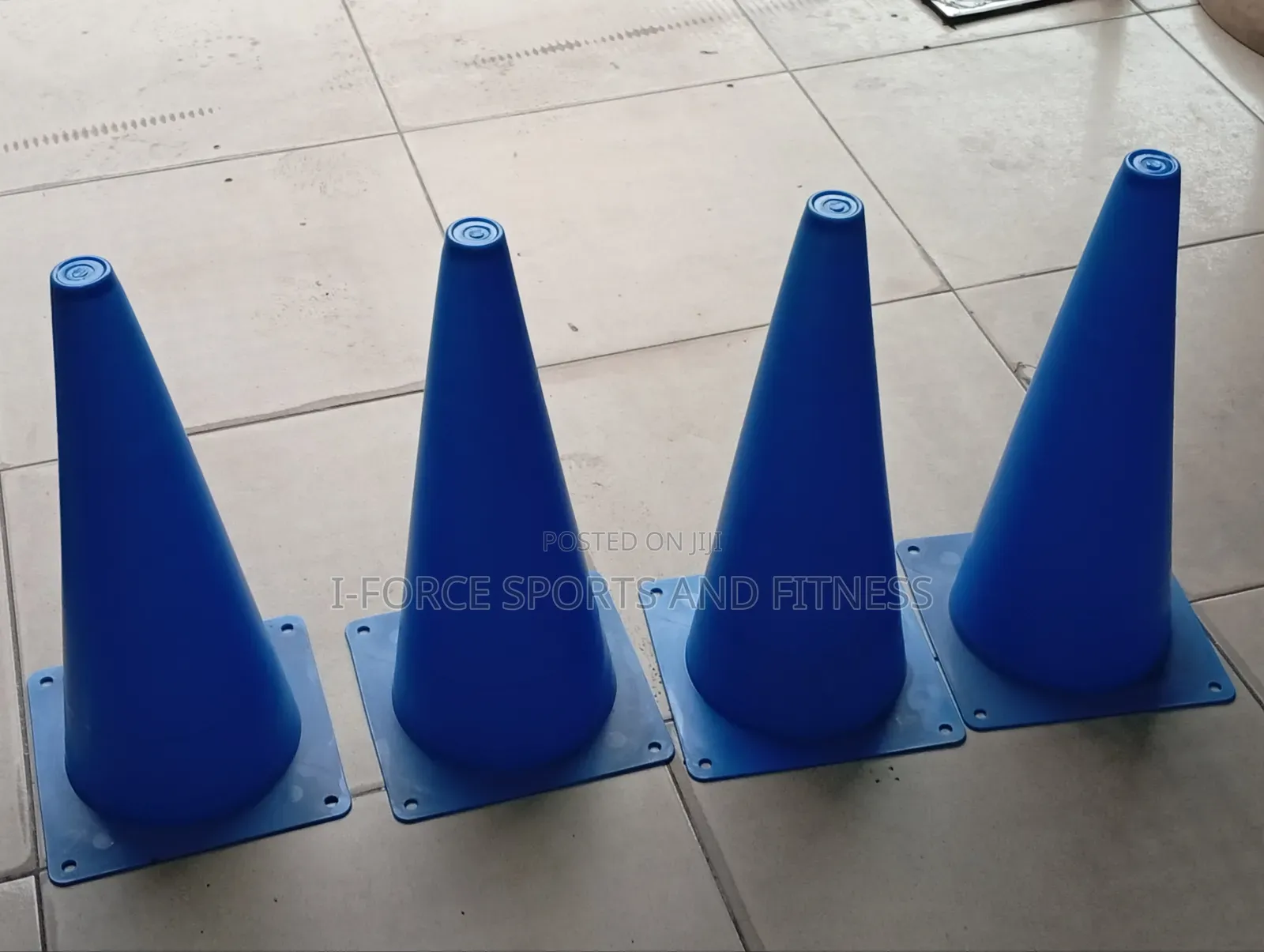 Set of 4 Standing Cone
