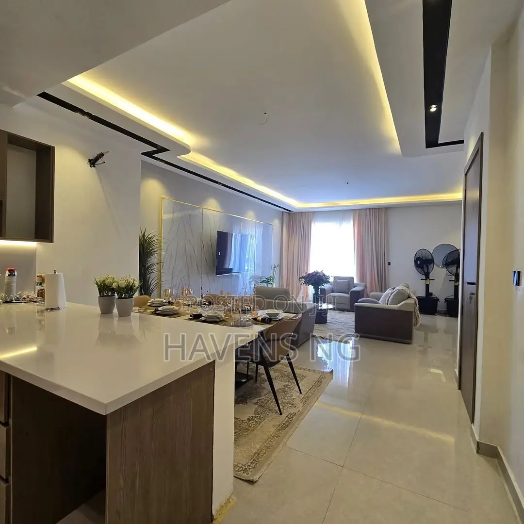 Furnished 2bdrm Apartment in Lekki Phase 1 for sale