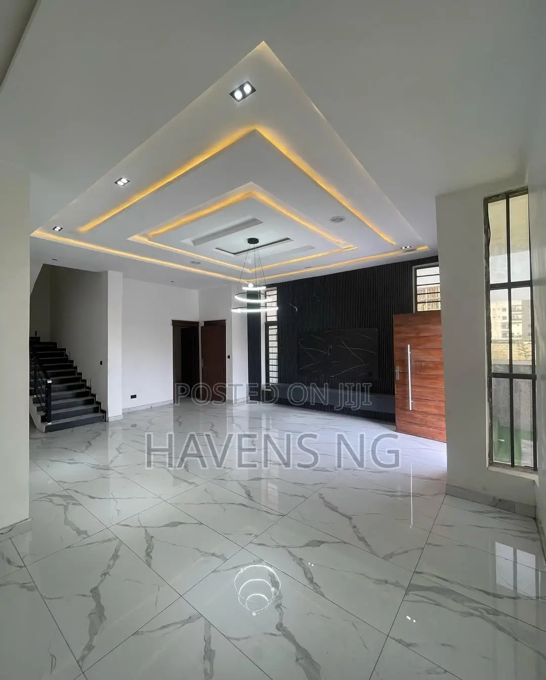 6bdrm Duplex in Ikate for sale