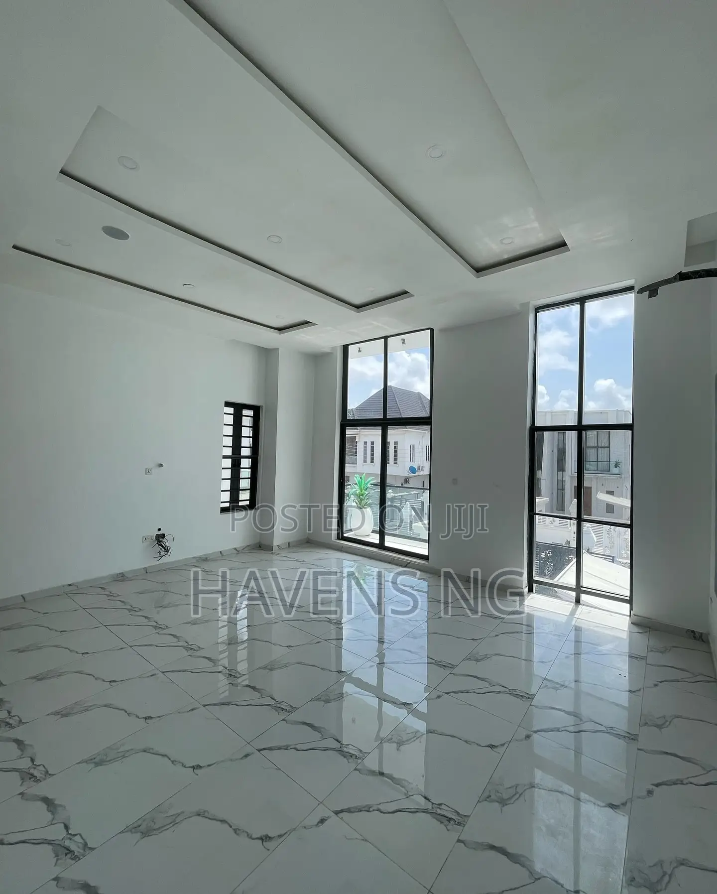 4bdrm Duplex in Lekki Phase 1 for sale