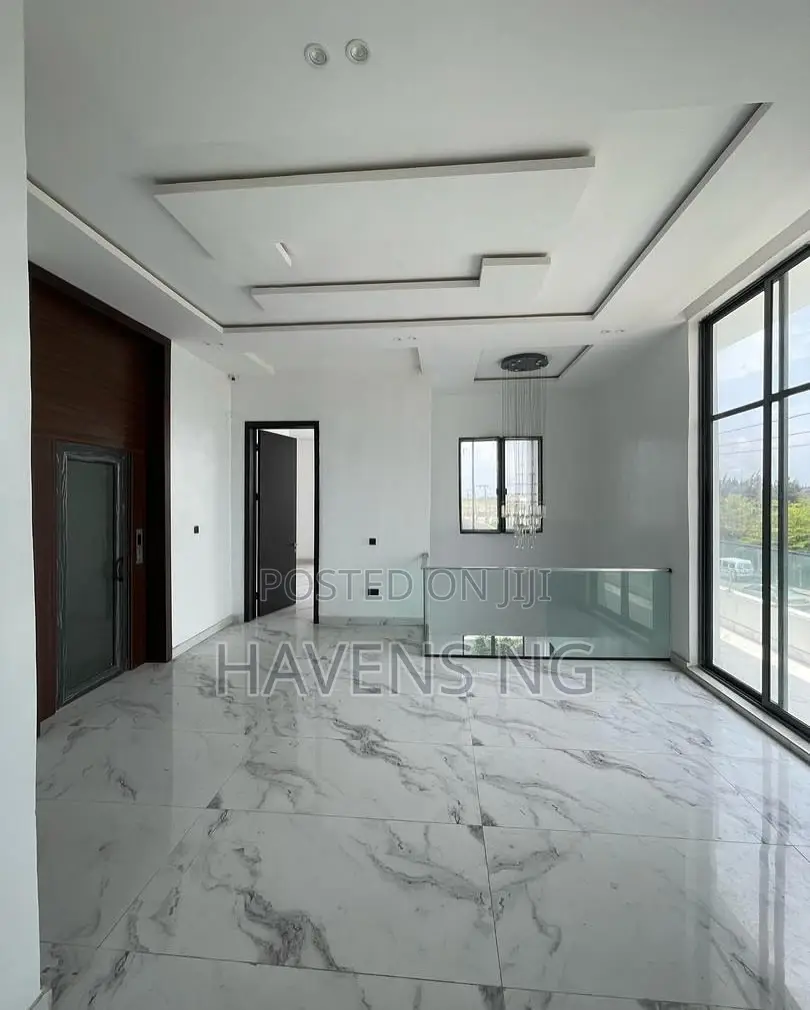 4bdrm Duplex in Osapa london for sale