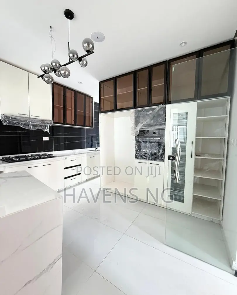 4bdrm Duplex in Ikate for sale
