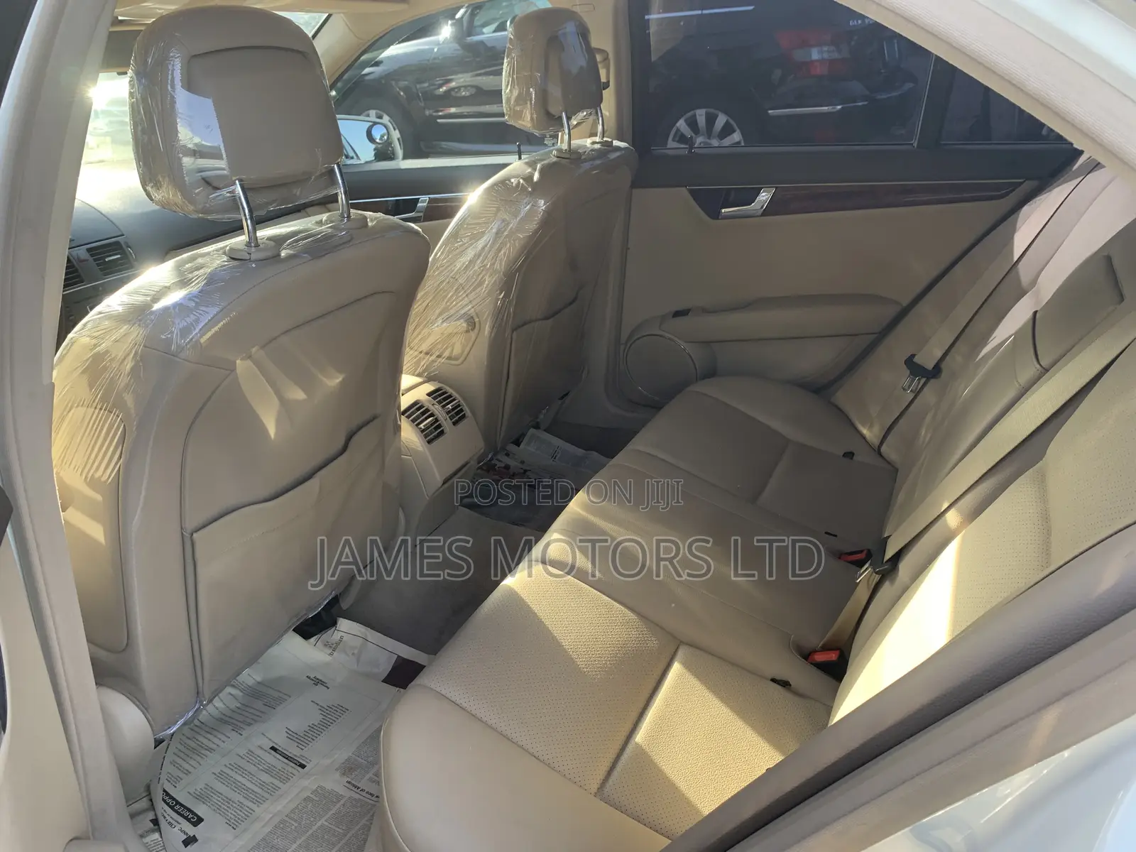 Mercedes-Benz C300 2010 White