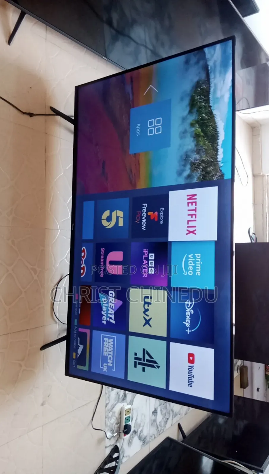 55inche Hisense Frameless Smart Uhd Tv Uk Neatly Used