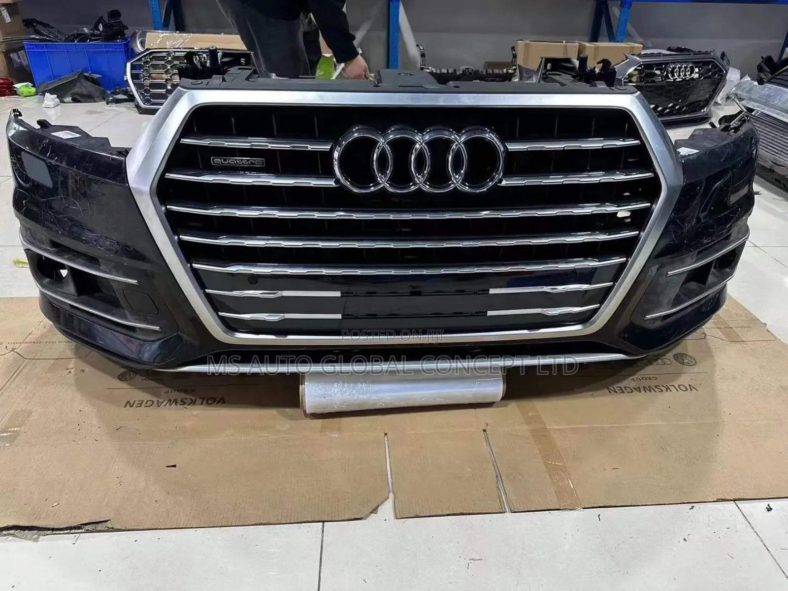 Audi Q7 Complete Front Cut 2018