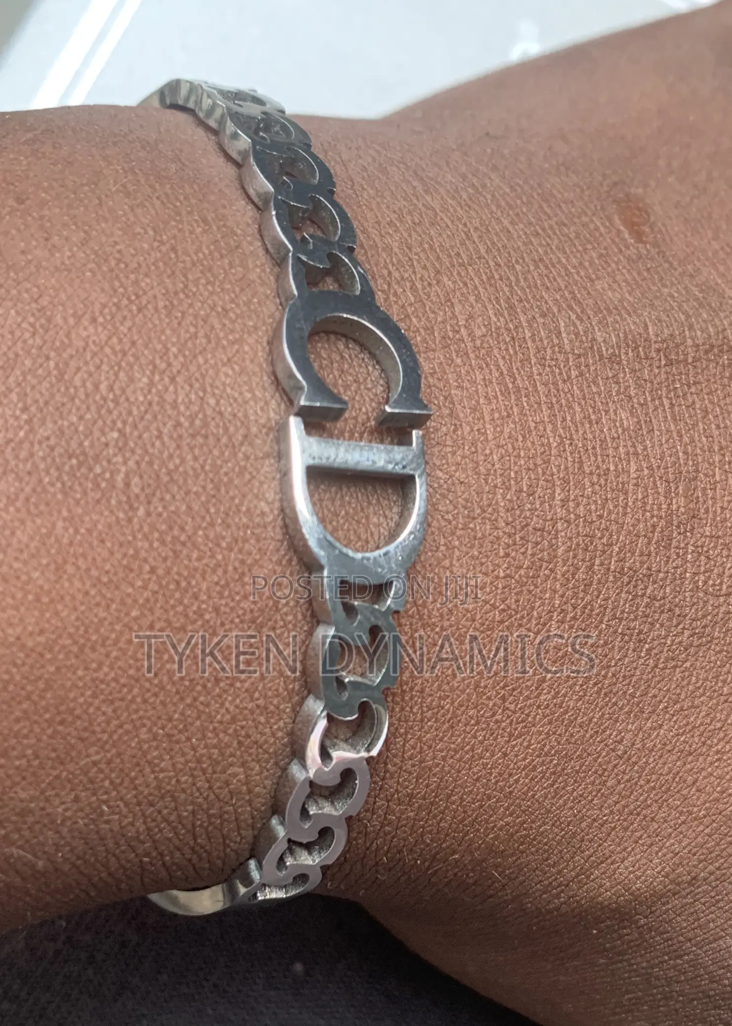 Women Silver Opening Bracelet
