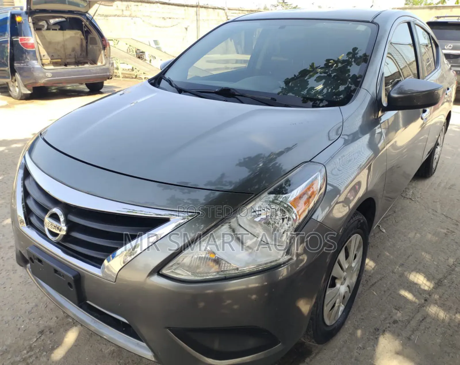 Nissan Versa 1.6 S+ 2017 Gray