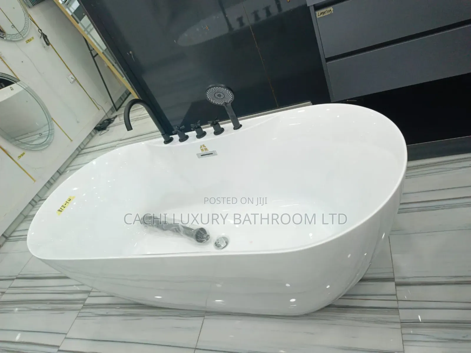 England Barth Tub With Tap