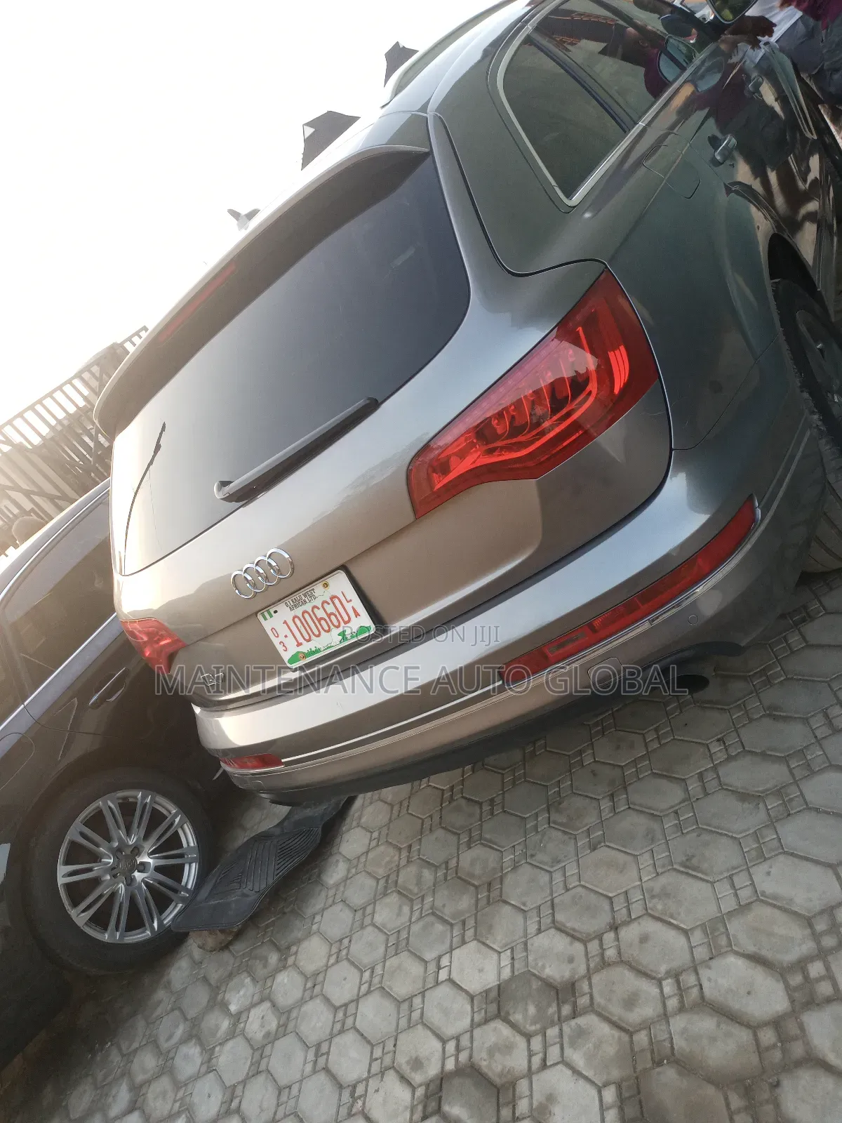 Audi Q7 3.0T Premium AWD quattro 2013 Gray
